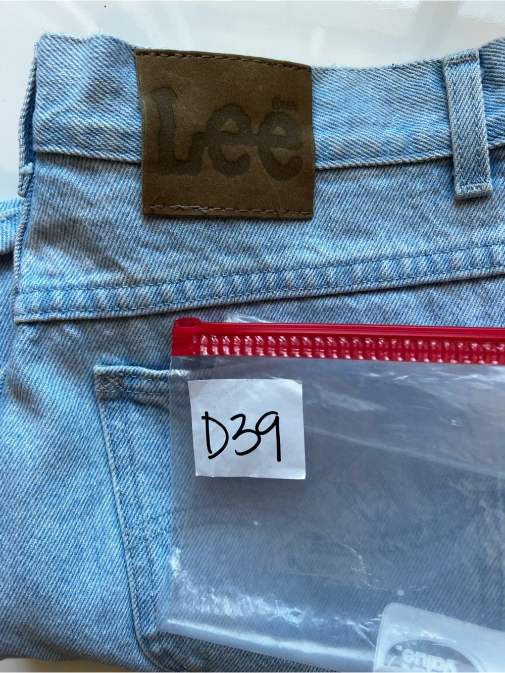 Vintage Lee Light Wash High Waisted Long Denim Dad Shorts- Size 14